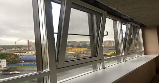 Холодное остекление балкона Кушва цена от 8176 руб. м/п. за 50 часов