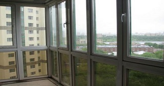 Панорамное остекление лоджии Кушва цена от 11 тыс. руб. м/п.